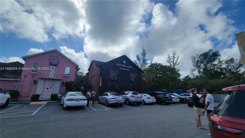 307-17890 W Dixie Hwy, Miami, FL, 33160-4864 | Card Image
