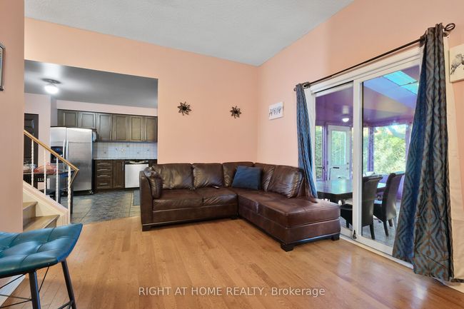 6104 Vineyard Dr, House other with 4 bedrooms, 3 bathrooms and 3 parking in Orléans ON | Image 20