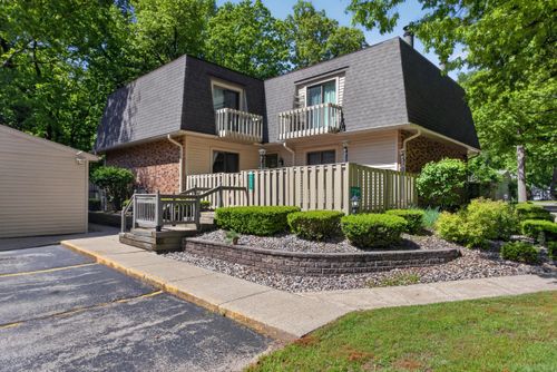 7047 Mckay Rd, Jackson, MI, 49201-9261 | Card Image
