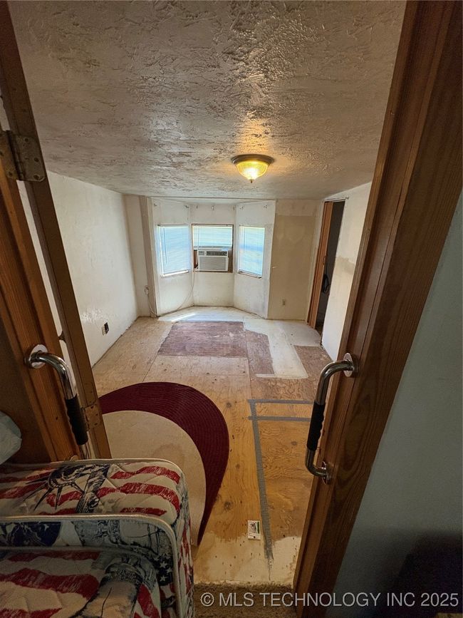 Master bedroom | Image 9