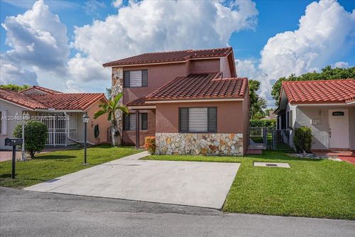10528 Sw 69th Ter, Miami, FL, 33173 | Card Image