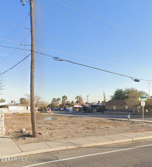8005 Arvin Avenue, El Paso, TX, 79907 | Card Image