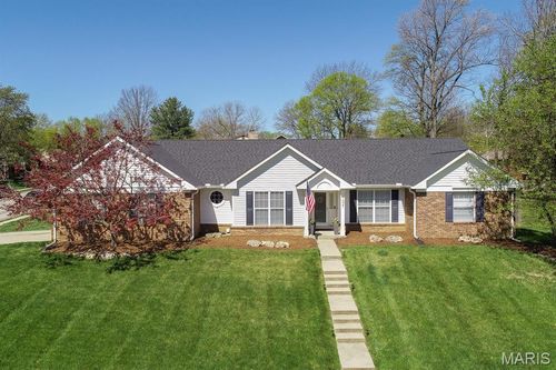 1021 Stonybrook Dr, O Fallon, IL, 62269-3504 | Card Image