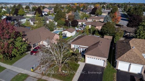 176 Elgin St, Lindsay, ON, K9V6B3 | Card Image