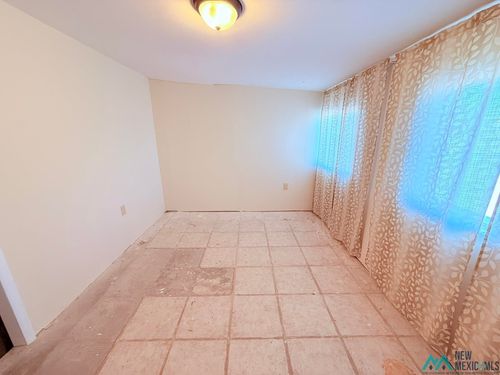 119 W Val Verde St, Williamsburg, NM, 87942 | Card Image