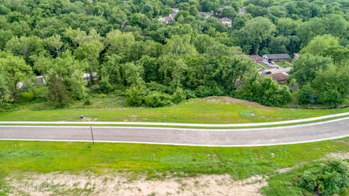 9 River Bluff Court, JEFFERSON CITY, MO, 65109 | Card Image