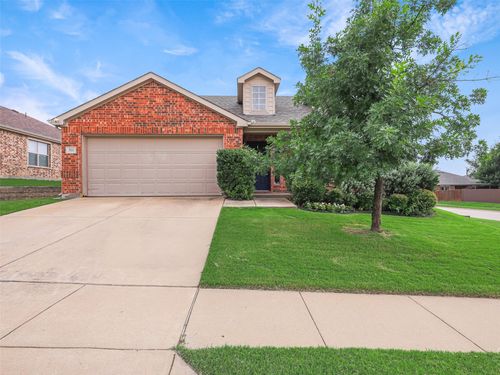 501 Winchester Dr, Celina, TX, 75009-4641 | Card Image