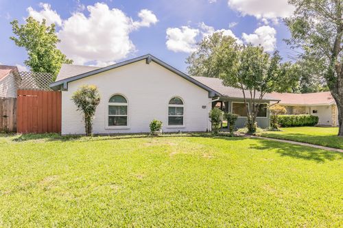 2302 Richwood Dr, Garland, TX, 75044-7170 | Card Image