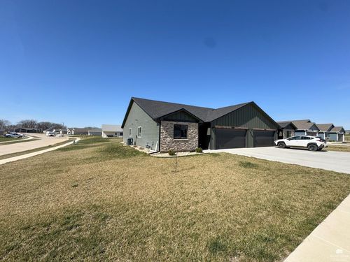 4678 Pierce Dr, Manhattan, KS, 66502-4930 | Card Image