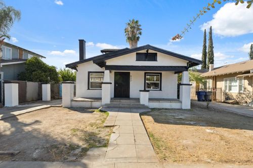 832 S 4th St, Fresno, CA, 93702-3331 | Card Image