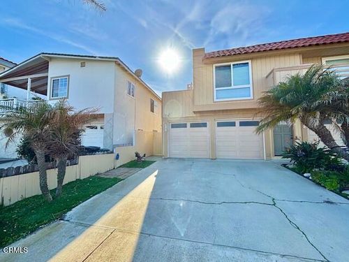 3721 Sunset Ln, Oxnard, CA, 93035 | Card Image