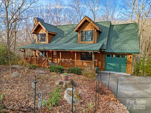 116 Wahuhu Ct, Brevard, NC, 28712-7320 | Card Image