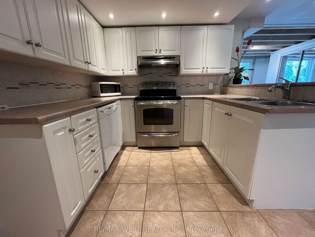 25 Norman Ave, House other with 5 bedrooms, 3 bathrooms and 4 parking in Nobleton ON | Image 26