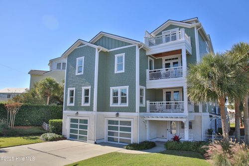 1 Bay St, Wrightsville Beach, NC, 28480-2623 | Card Image