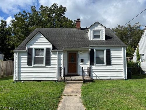 7535 Yorktown Dr, Norfolk, VA, 23505-3513 | Card Image