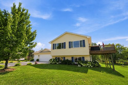 926 Steamboat Ln, Montrose, MN, 55363-8723 | Card Image