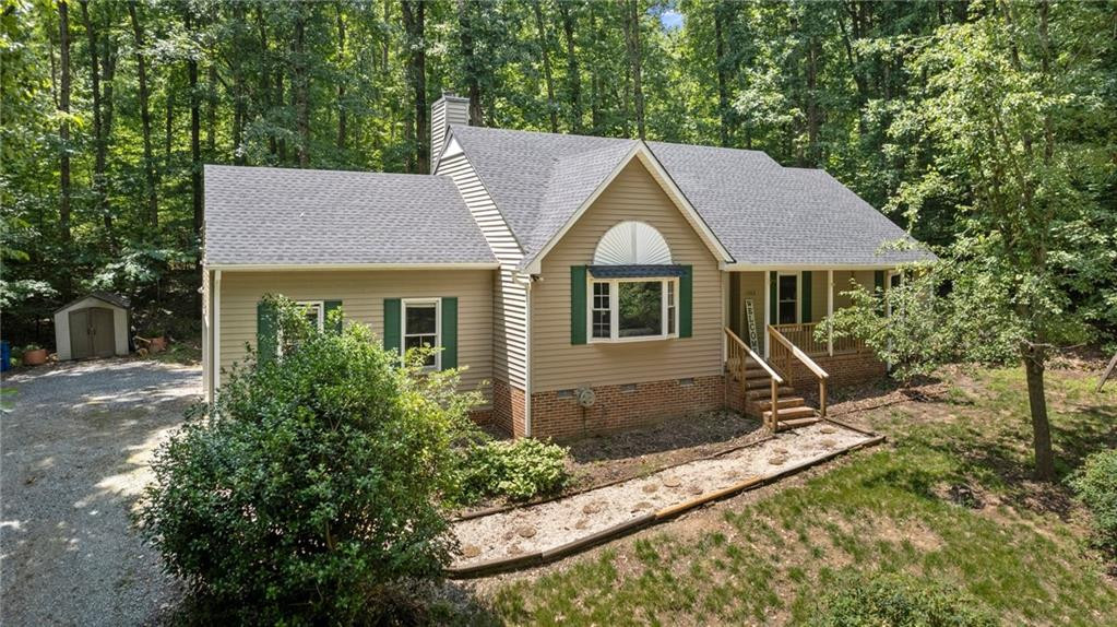 Carriage Run Dr, Pleasant Garden, NC 27313