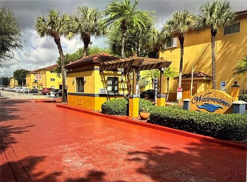 15-203-14910 Sw 82nd Ter, Miami, FL, 33193-1491 | Card Image