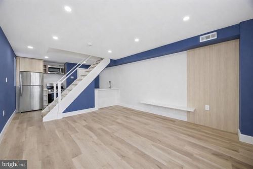 apt-13-4522 Baker St, PHILADELPHIA, PA, 19127-1247 | Card Image