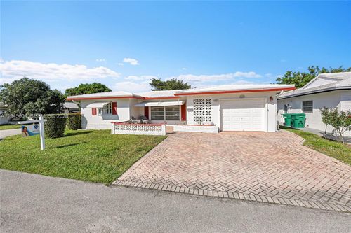 7109 Nw 75th St, Tamarac, FL, 33321-5134 | Card Image