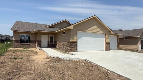 8956 E Joshua St, Bel Aire, KS, 67226-2371 | Card Image
