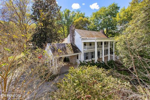 453 Oliver Springs Hwy, Clinton, TN, 37716-5377 | Card Image