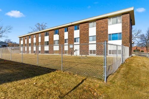 103-231 64 Ave Nw, Calgary, AB, T2K0M1 | Card Image