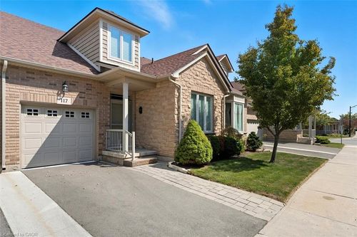 117-2125 Itabashi Way, Burlington, ON, L7M0A1 | Card Image