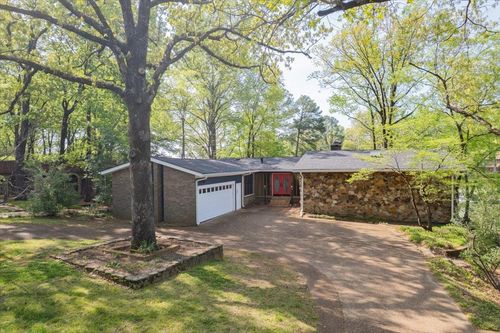 140 Viking Dr, Cordova, TN, 38018-7264 | Card Image