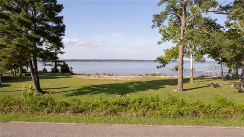 933 Pleasant Point Rd, Surry, VA, 23883-3027 | Card Image