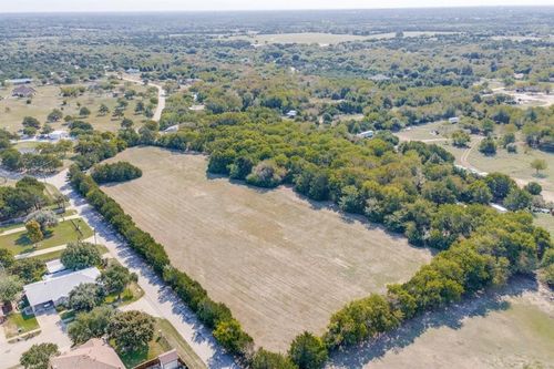 710 Windy Ln, Cedar Hill, TX, 75104 | Card Image
