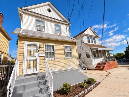 110-43 159 Street, New York, NY, 11433 | Card Image