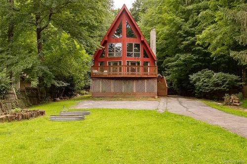 36 Greenwood Dr, Beacon, NY, 12508-2908 | Card Image