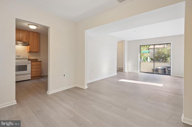 2281 Emerald Heights Ct, Townhouse with 3 bedrooms, 3 bathrooms and null parking in RESTON VA | Image 7
