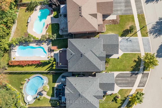 15 Tascona Crt, House other with 6 bedrooms, 4 bathrooms and 2 parking in Barrie ON | Image 37