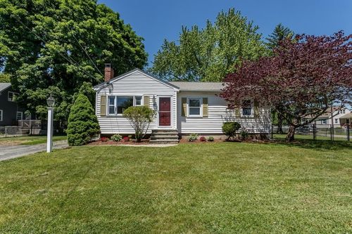 12 Priscilla Ave, Bellingham, MA, 02019-2129 | Card Image