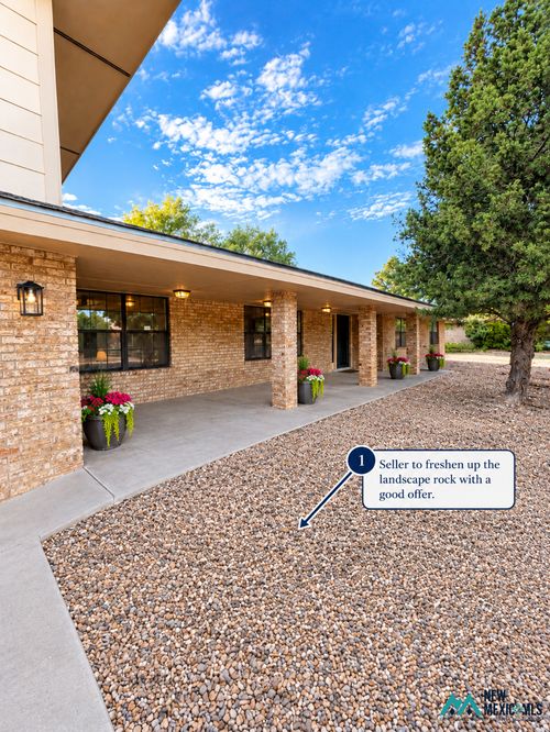 8 Walking Cane Ln, Roswell, NM, 88201-7867 | Card Image