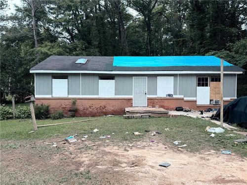 1582 Bridgeport Dr Nw, Atlanta, GA, 30318-3330 | Card Image