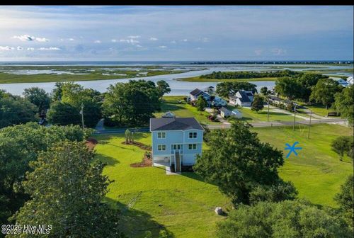 8 Scotts Hill Loop Rd, Wilmington, NC, 28411-6730 | Card Image