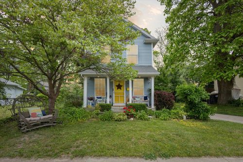 857 Kalamazoo St, South Haven, MI, 49090-1757 | Card Image