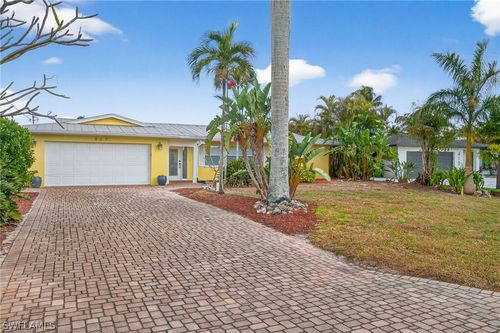 407 Parkway Ct, FORT MYERS, FL, 33919-3118 | Card Image