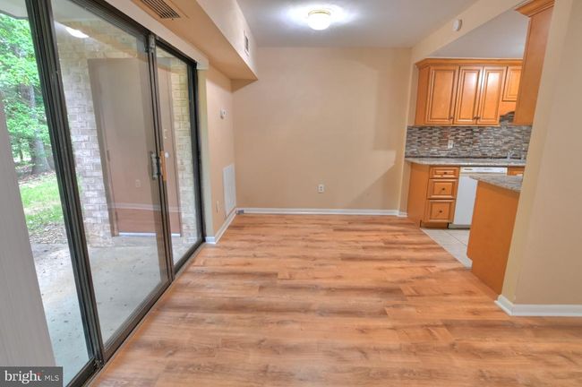 APT-1B - 11629 Stoneview Sq, Condo with 2 bedrooms, 2 bathrooms and null parking in RESTON VA | Image 4