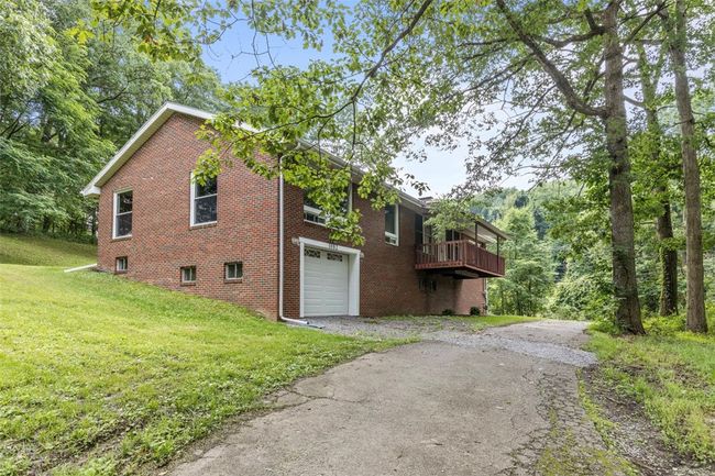 1082 N Boundary Rd, House other with 3 bedrooms, 1 bathrooms and 3 parking in Cranberry Twp PA | Image 43