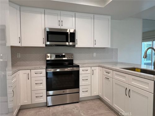 16524 Bluegrass Ln, Cerritos, CA, 90703-2055 | Card Image