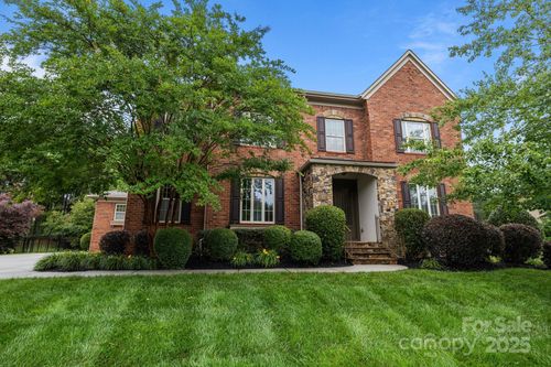 3206 Lakehurst Xing, Matthews, NC, 28104-6898 | Card Image