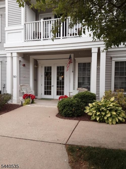 5011 Brookfield Glen Dr, Belvidere, NJ, 07823-2858 | Card Image