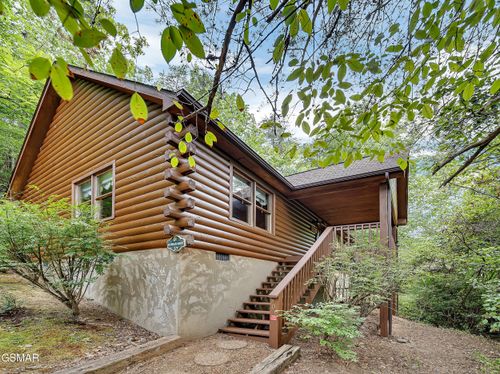 706 Falcons Nest Way, Pigeon Forge, TN, 37863 | Card Image