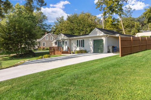 128 Sunnyside Court, Williams Bay, WI, 53191 | Card Image