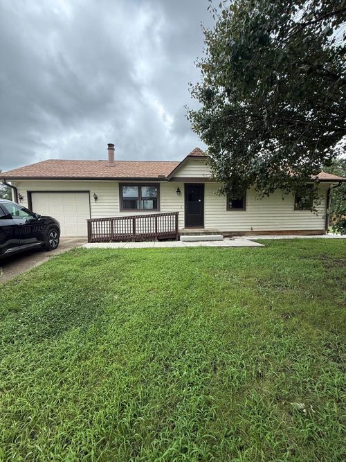 1424 N Estate Rd, Peck, KS, 67120-9009 | Card Image