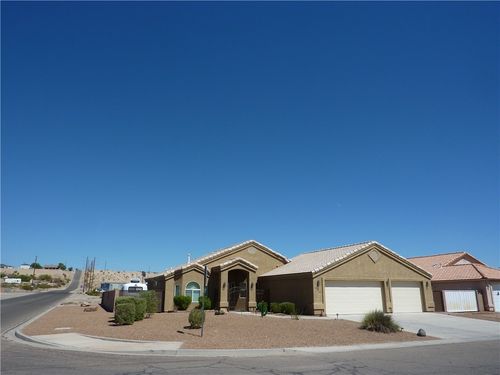 4756 S Fawn Ln, Fort Mohave, AZ, 86426-6597 | Card Image